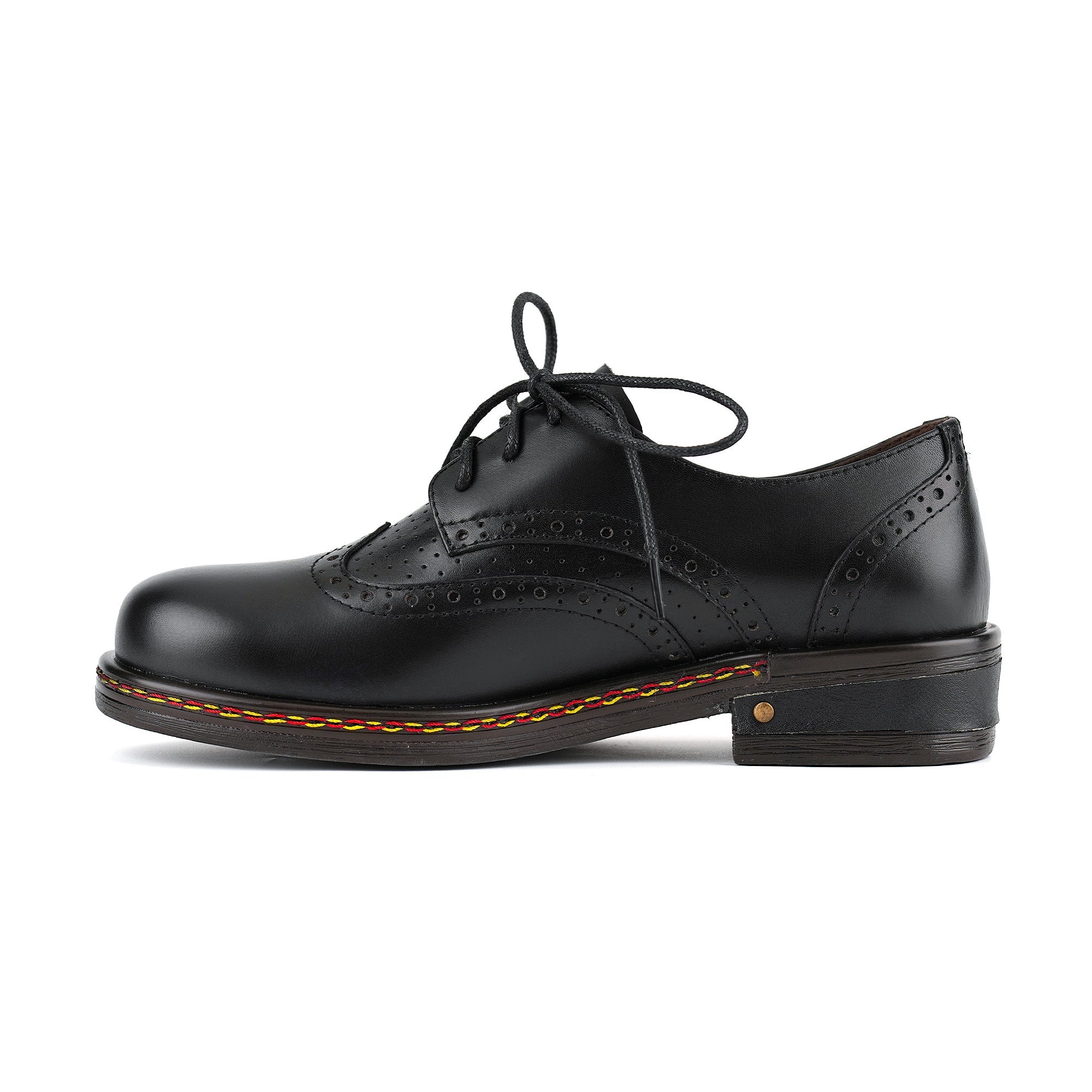 Classic Brogue Leather Lace-Up Flat Shoes