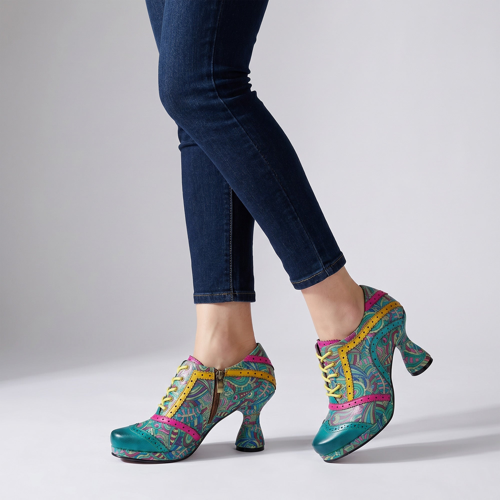Vintage Viva Color Carnival Pumps